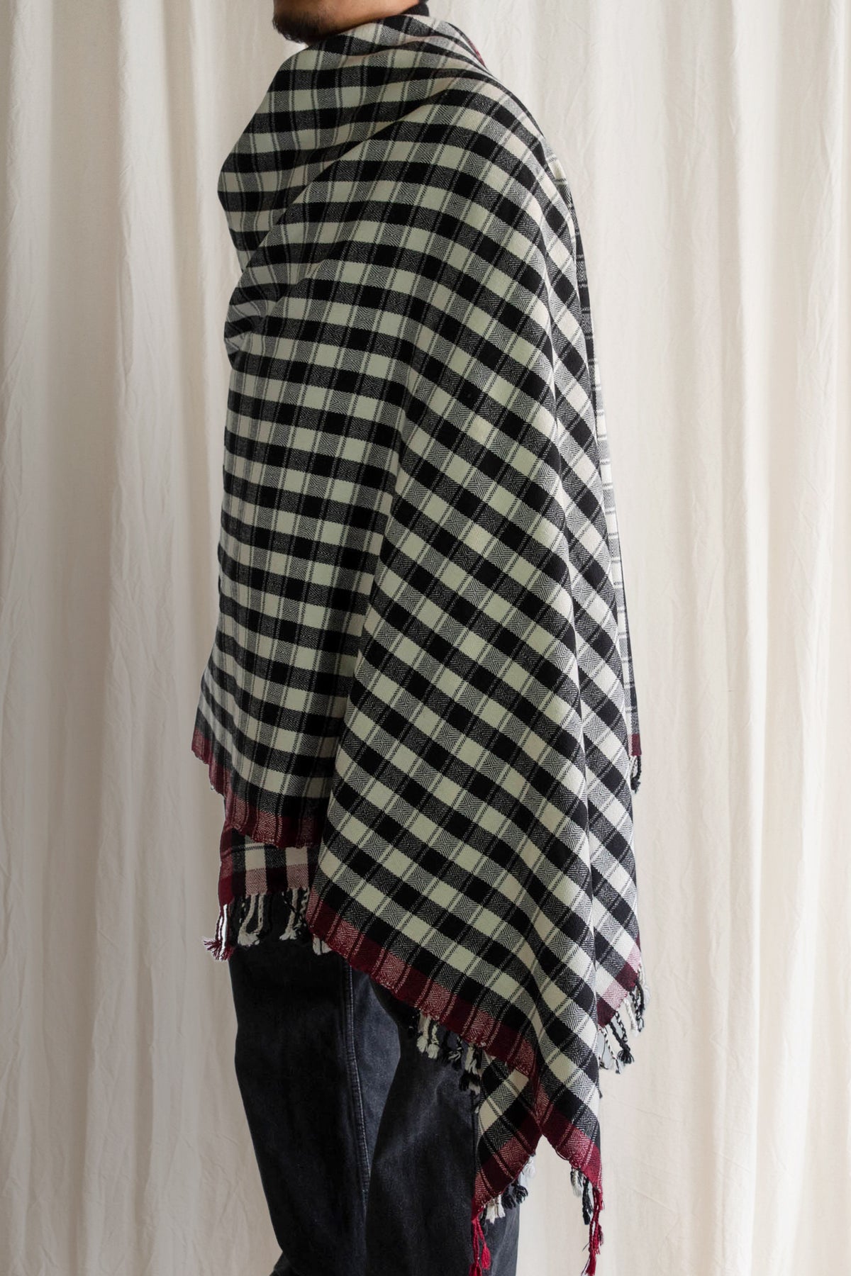 Pateele - Checkered Handwoven Kinnauri Shawl