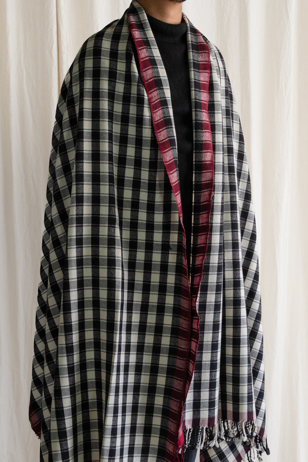 Pateele - Checkered Handwoven Kinnauri Shawl