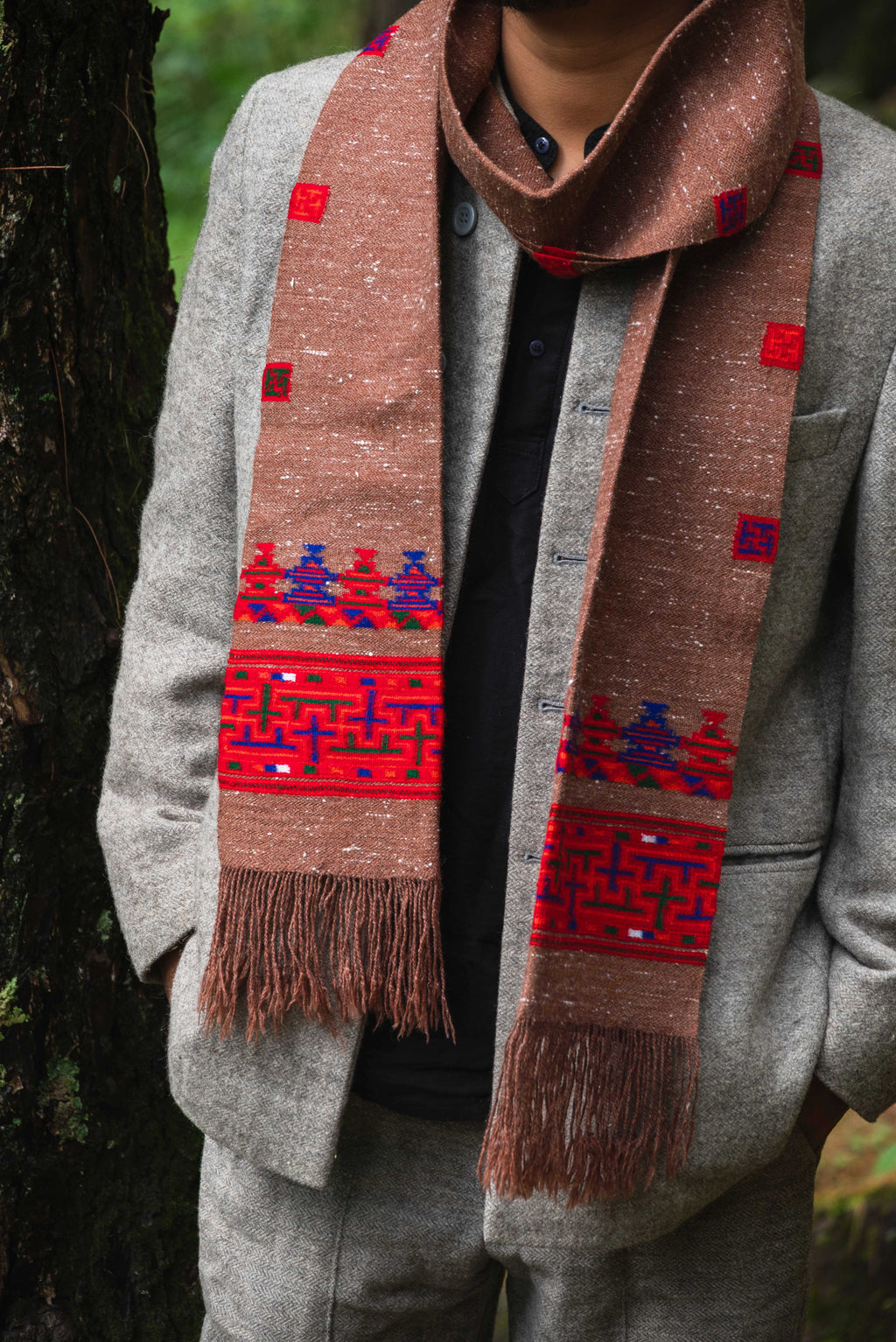 Handwoven Kinnauri Muffler - Light Brown