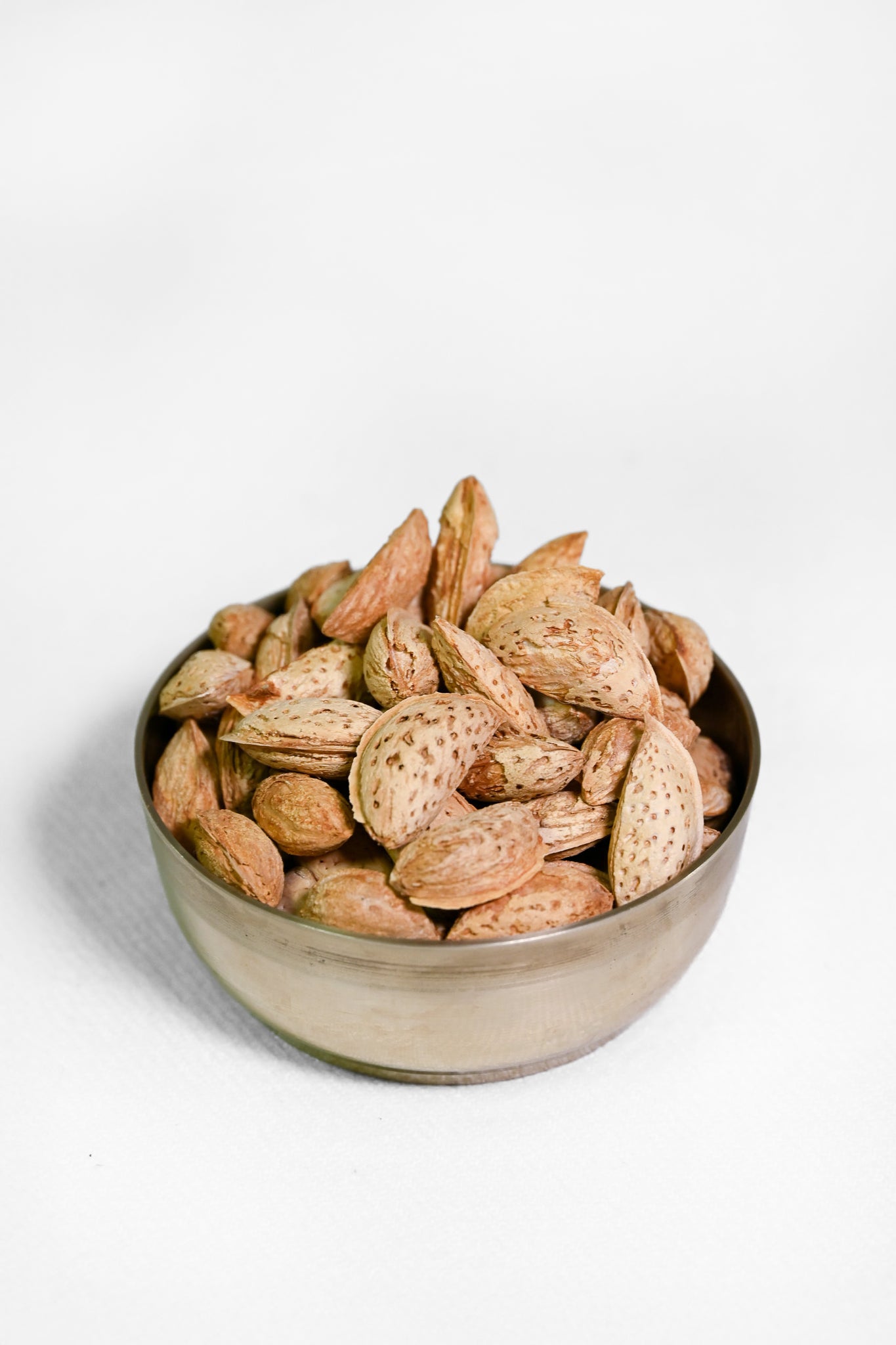 Kinnauri Kagazi Badam / Paper Shell Wild Almonds