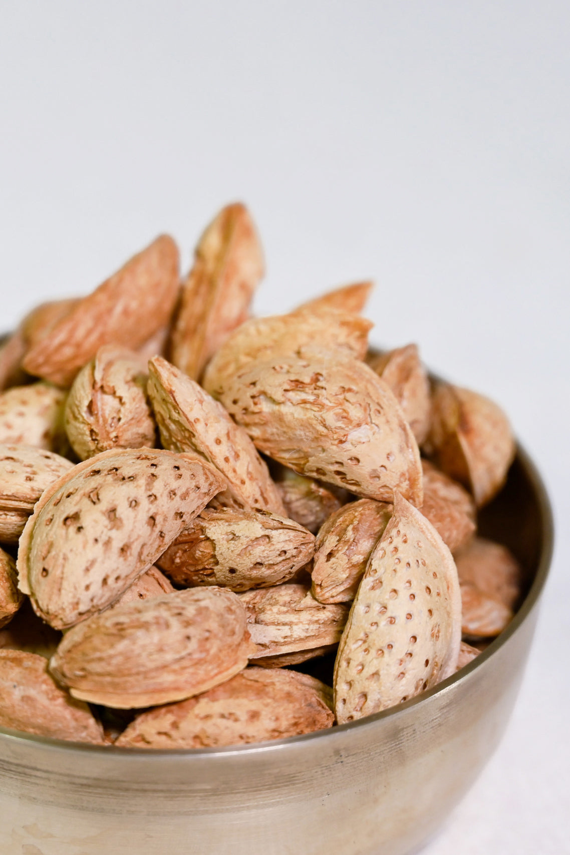 Kinnauri Kagazi Badam / Paper Shell Wild Almonds