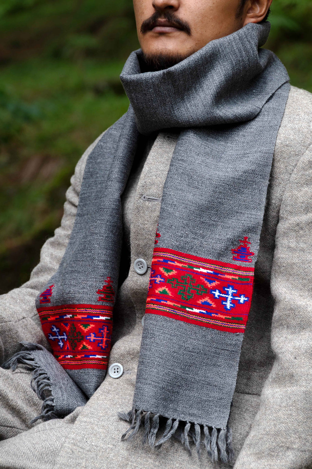 Handwoven Kinnauri Muffler - Dark Grey