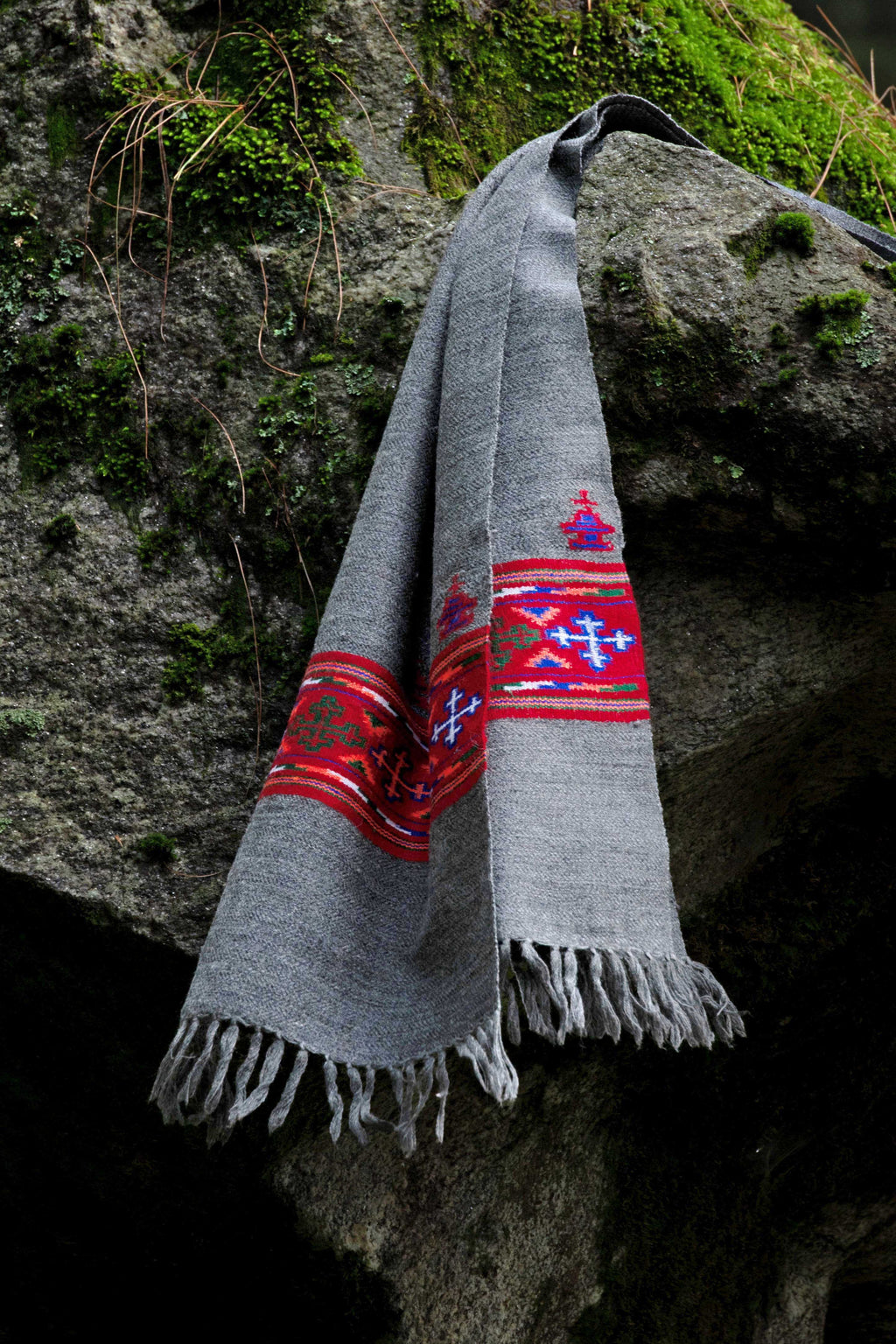 Handwoven Kinnauri Muffler - Dark Grey