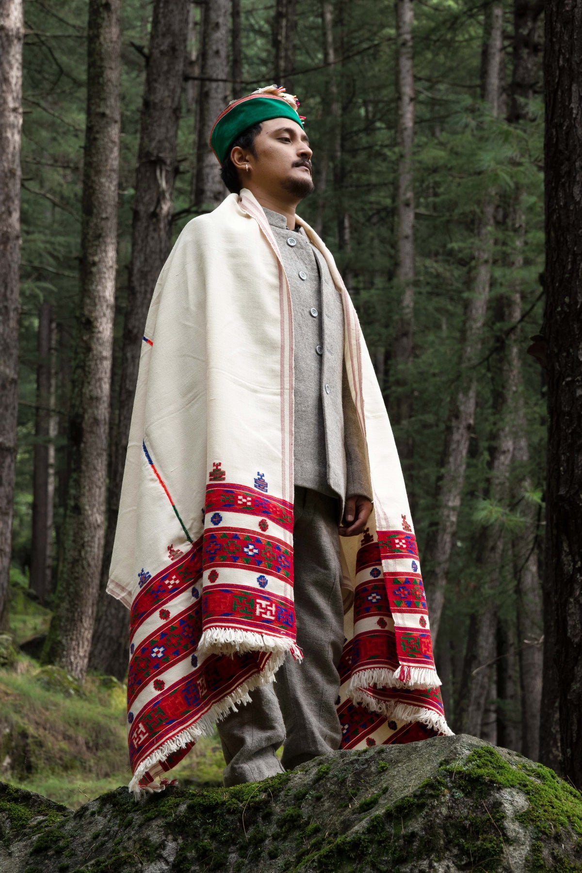 Handwoven Traditional Kinnauri Shawl