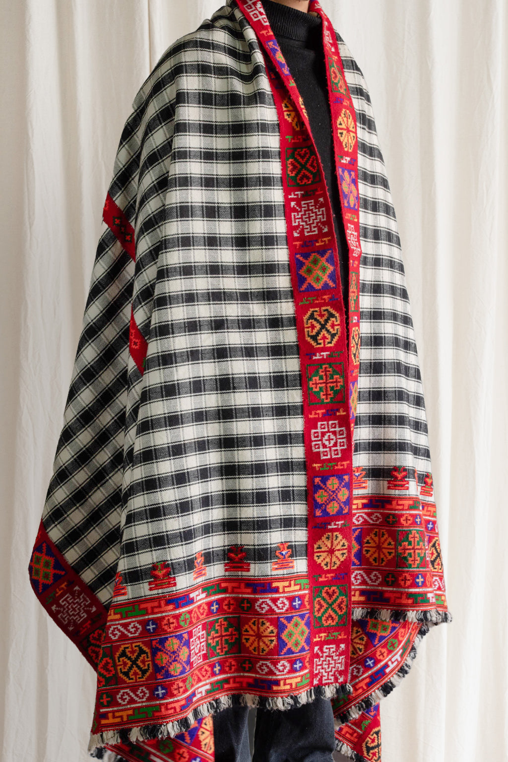 Nyanglus - Handwoven Traditional Kinnauri Shawl