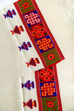 Handwoven Kinnauri Muffler - White