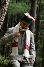 Handwoven Kinnauri Muffler - White