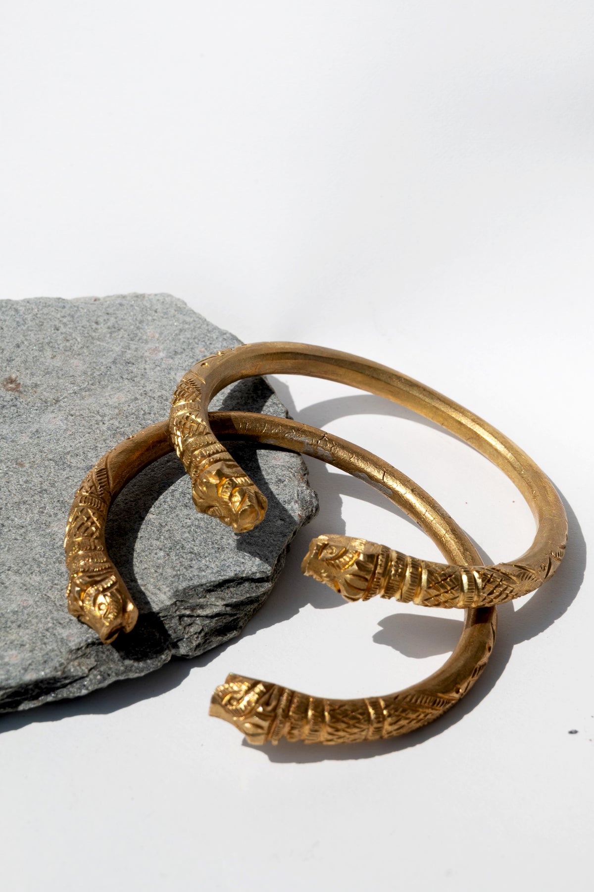 Daaglo - Solid Pure Brass (Peetal) Bangle