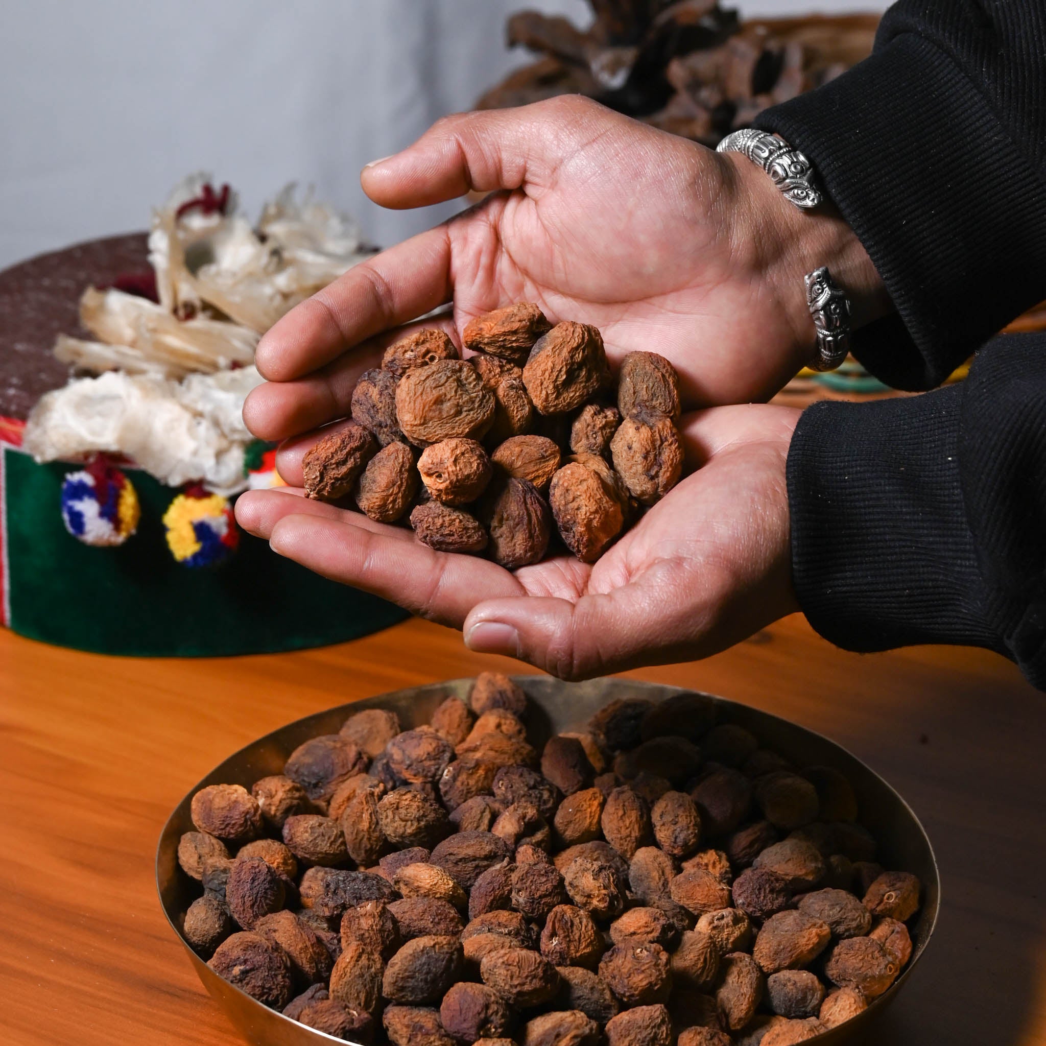 Khurmani / Dry apricot